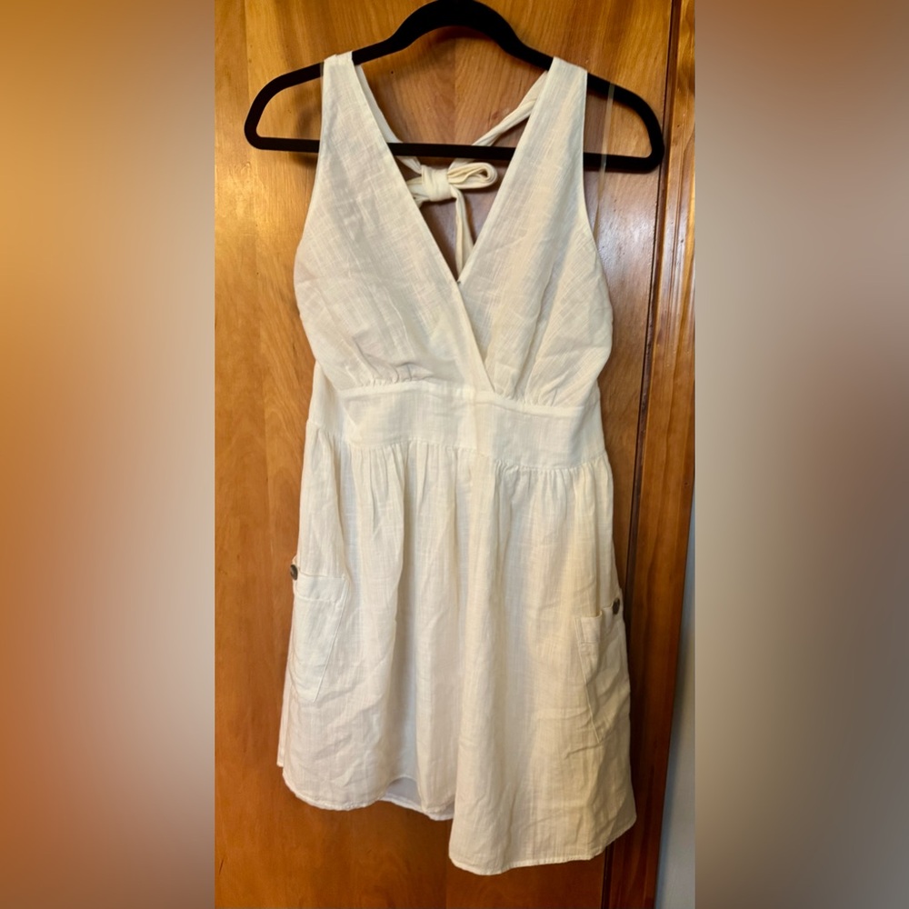 American Eagle Outfitters Cream Ruched Halter Sundress
